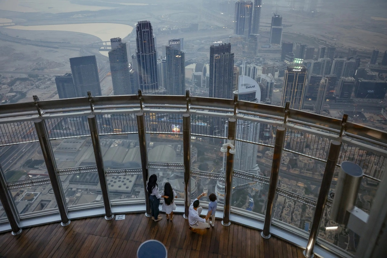 Vé tham quan Burj Khalifa - Photo 1 of 20